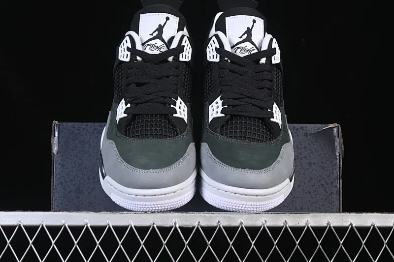All categories Air Jordan Jordan series basketball shoes Air Jordan 4 OG version Air Jordan 4 "Fear" AJ4 Joe 4 fear suit replica basketball shoes FQ8138-002